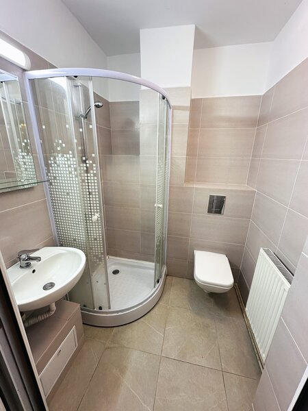 Apusului, Militari